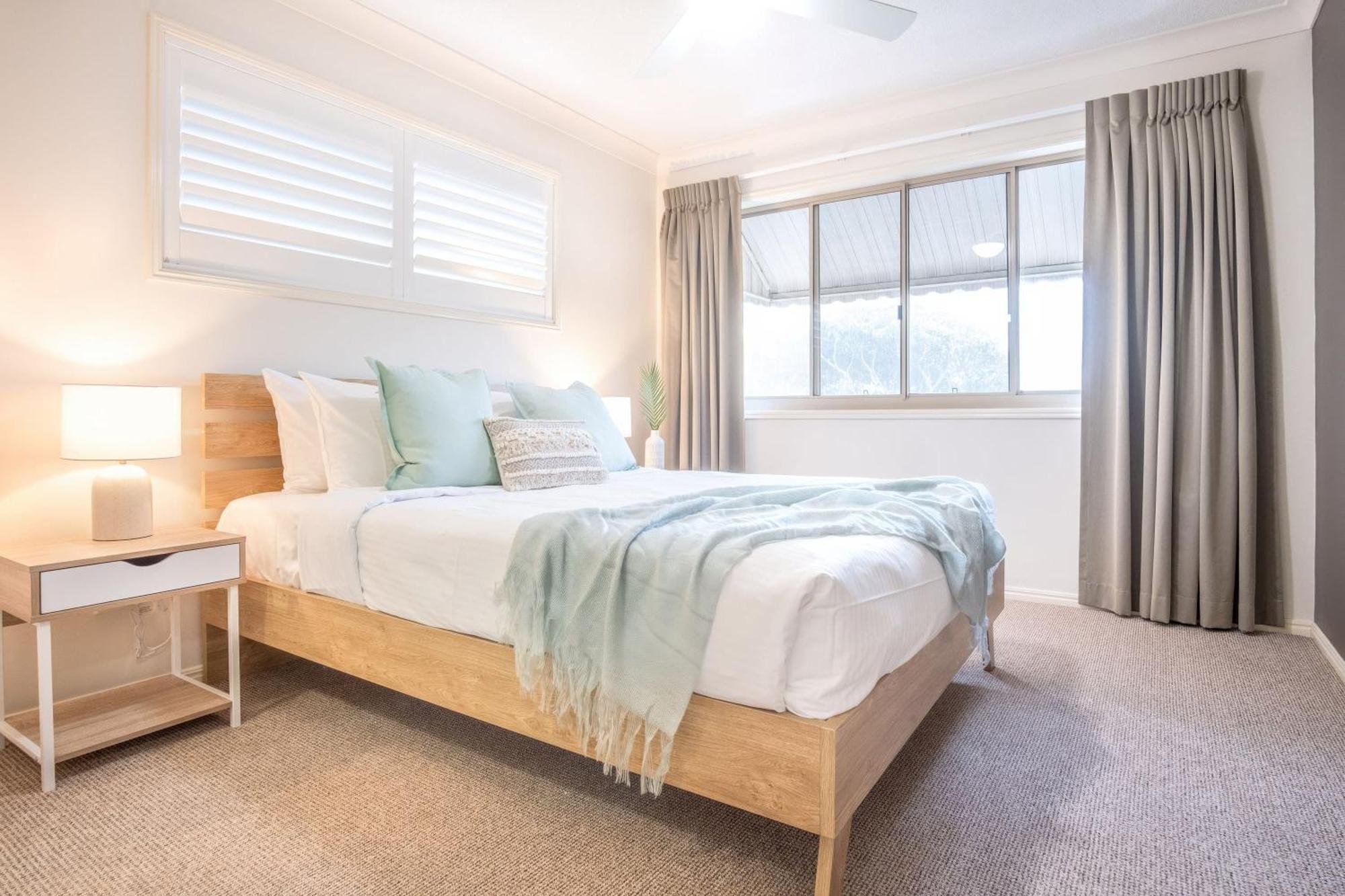 Spacious Apartment, Walk To Kings Apartment